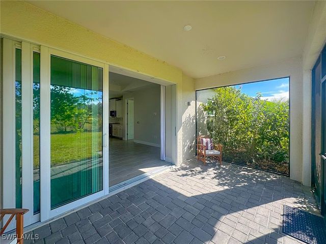 4605 Centaurus CIR, Naples, FL 34120