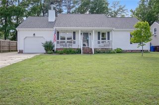 740 Hilda Pine DR, Chesapeake, VA 23322