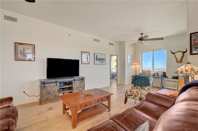 8255 Las Vegas Boulevard 1513, Las Vegas, NV 89123