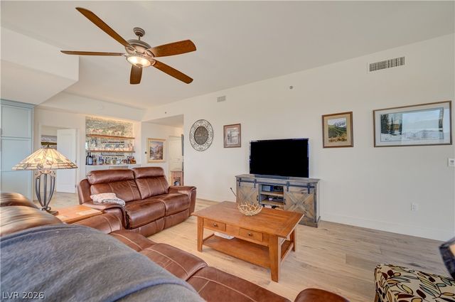 8255 Las Vegas Boulevard 1513, Las Vegas, NV 89123