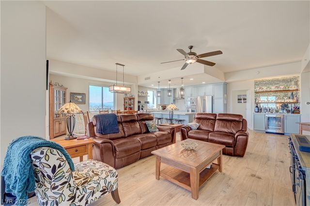 8255 Las Vegas Boulevard 1513, Las Vegas, NV 89123