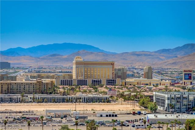 8255 Las Vegas Boulevard 1513, Las Vegas, NV 89123
