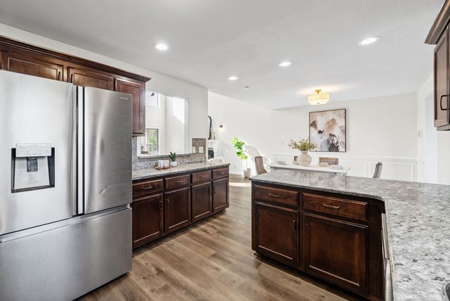 1708 Spring Haven Dr, Clarksville, TN 37042