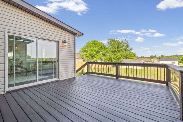 1708 Spring Haven Dr, Clarksville, TN 37042