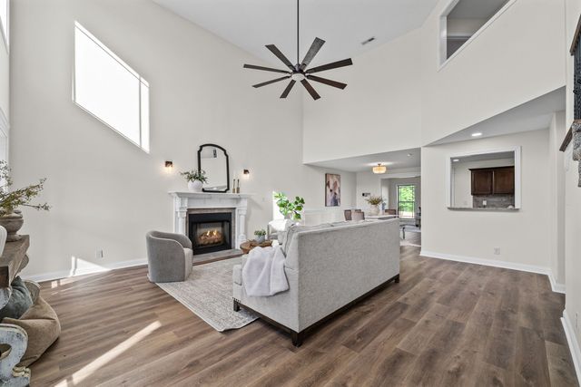 1708 Spring Haven Dr, Clarksville, TN 37042