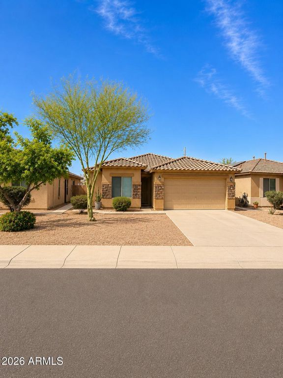 96 W Angus Road, San Tan Valley, AZ 85143
