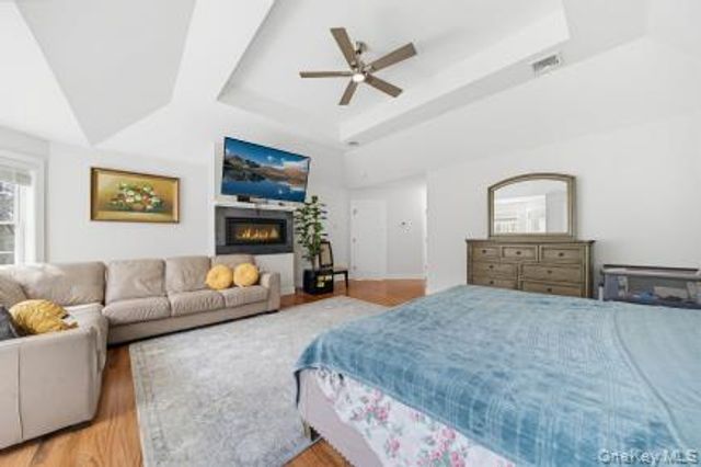 1575 Route 17A, Warwick, NY 10990