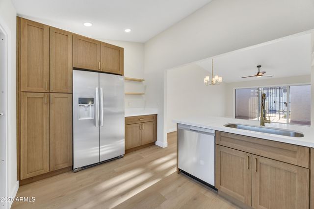 2819 N 49TH Street, Phoenix, AZ 85008