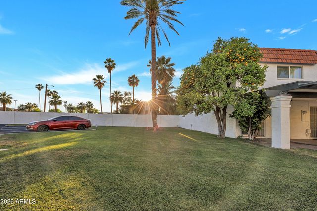 2819 N 49TH Street, Phoenix, AZ 85008