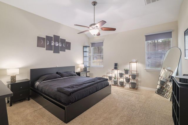 9212 Pioneer Forest DR, Austin, TX 78744