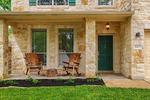 9212 Pioneer Forest DR, Austin, TX 78744