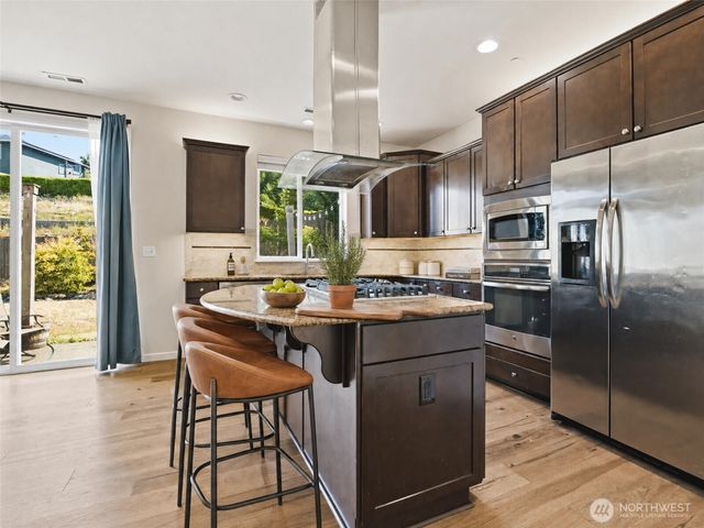 17306 111th Street E, Bonney Lake, WA 98391