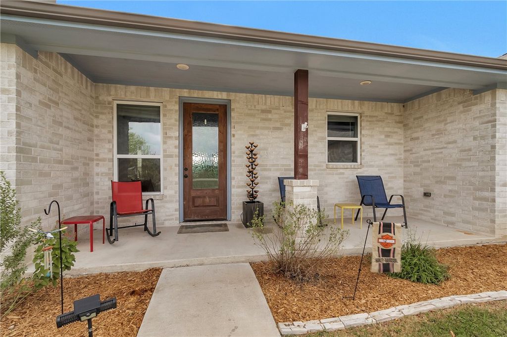9123 Scarborough Drive, Iola, TX 77861 — photo 4