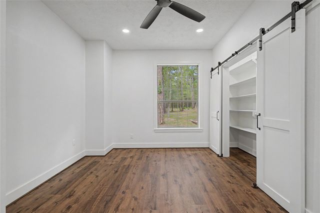 83 Dahlia Road, Huntsville, TX 77320