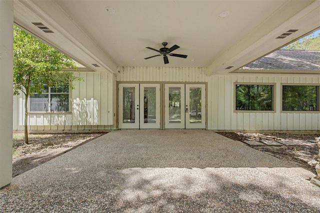 83 Dahlia Road, Huntsville, TX 77320