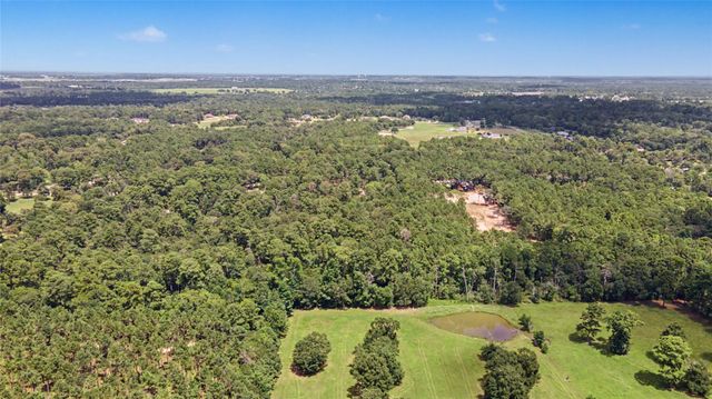 83 Dahlia Road, Huntsville, TX 77320
