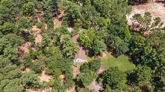 83 Dahlia Road, Huntsville, TX 77320