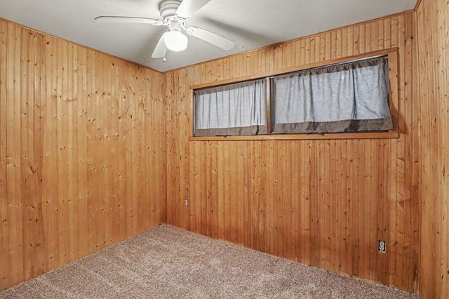 114 S 180th Avenue, Hesperia, MI 49421