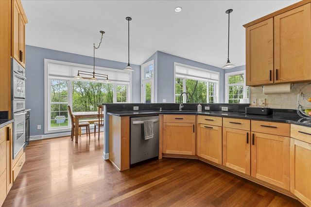 8225 Virginia CIRCLE, Wind Lake, WI 53185