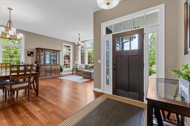 8225 Virginia CIRCLE, Wind Lake, WI 53185
