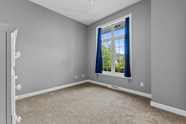 8225 Virginia CIRCLE, Wind Lake, WI 53185