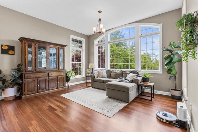 8225 Virginia CIRCLE, Wind Lake, WI 53185