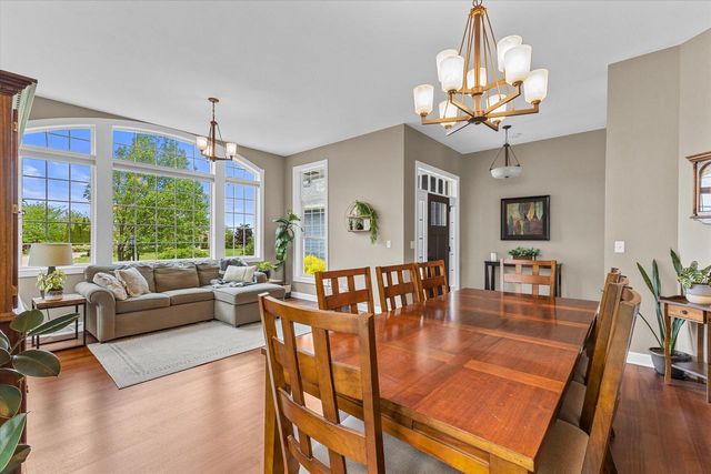 8225 Virginia CIRCLE, Wind Lake, WI 53185