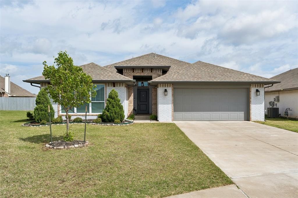 2965 NW 184th Terrace, Edmond, OK 73012