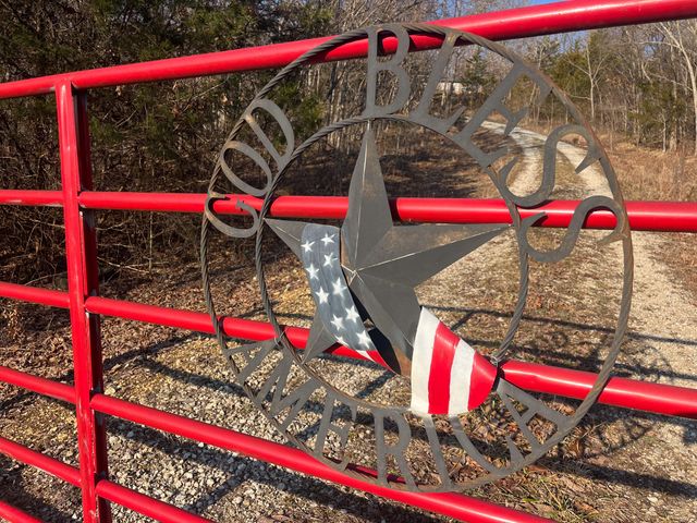 31797 State Highway 76, Norwood, MO 65717