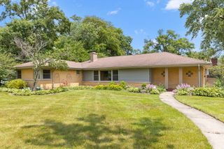 2839 School Street, Flossmoor, IL 60422
