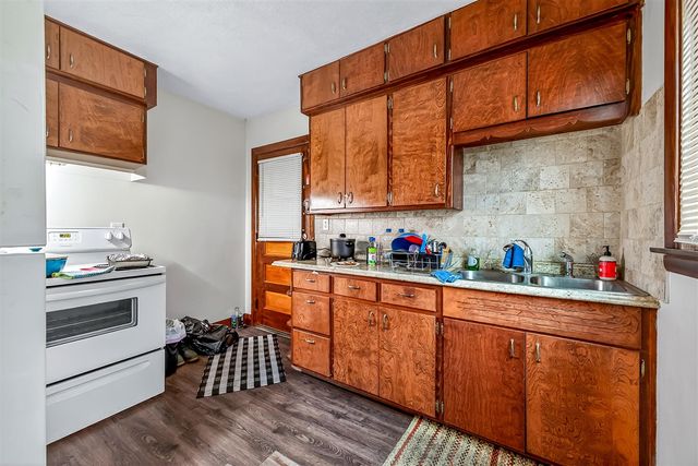 1783 Sanford Street, Muskegon, MI 49441