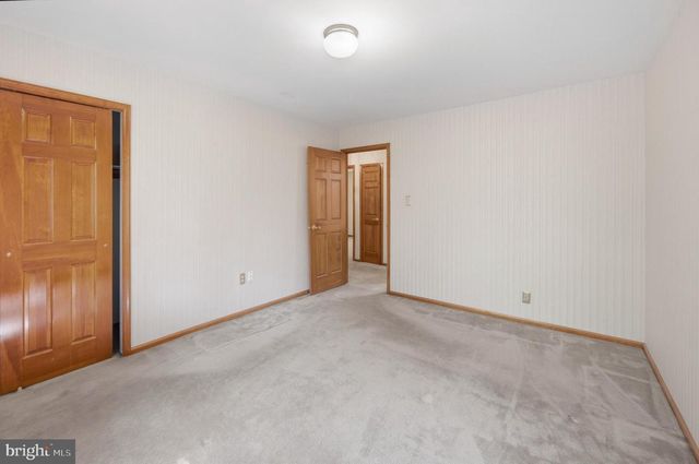 5 PRINCE ANDREW CT, Marlton, NJ 08053