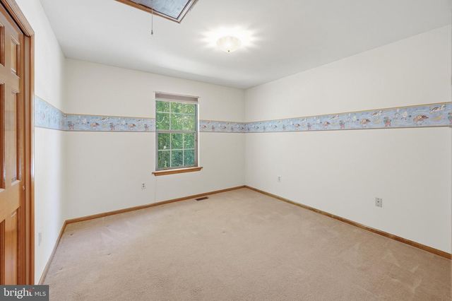 5 PRINCE ANDREW CT, Marlton, NJ 08053