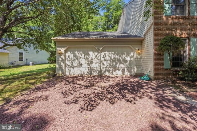 5 PRINCE ANDREW CT, Marlton, NJ 08053