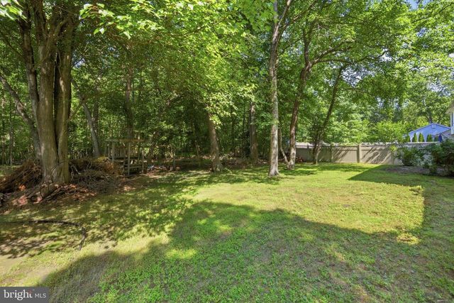 5 PRINCE ANDREW CT, Marlton, NJ 08053