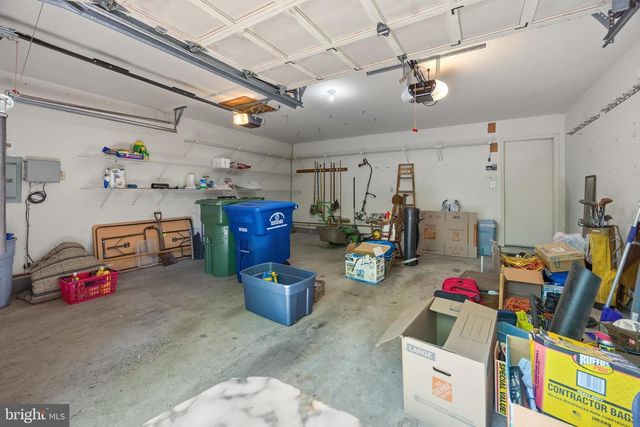 5 PRINCE ANDREW CT, Marlton, NJ 08053