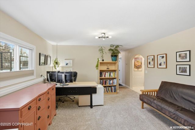 13141 Nora Drive, Anchorage, AK 99515