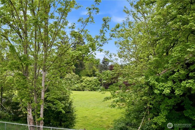 25810 129th Place SE, Kent, WA 98030