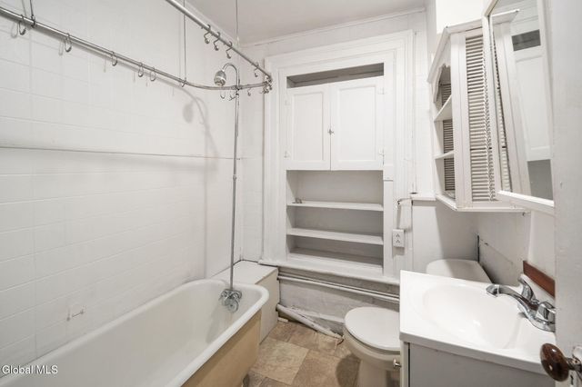 128 Hamilton Street, Albany, NY 12207