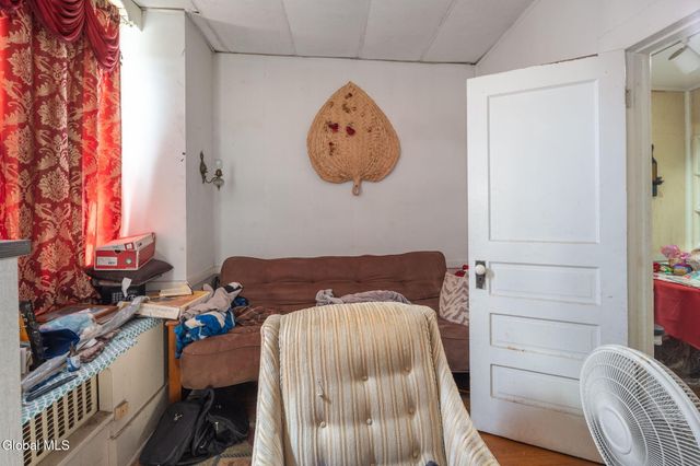 128 Hamilton Street, Albany, NY 12207