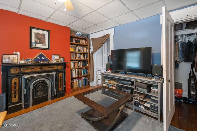 128 Hamilton Street, Albany, NY 12207