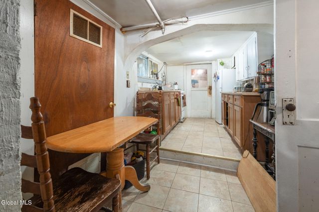 128 Hamilton Street, Albany, NY 12207