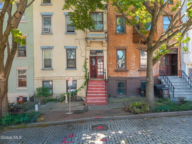 128 Hamilton Street, Albany, NY 12207