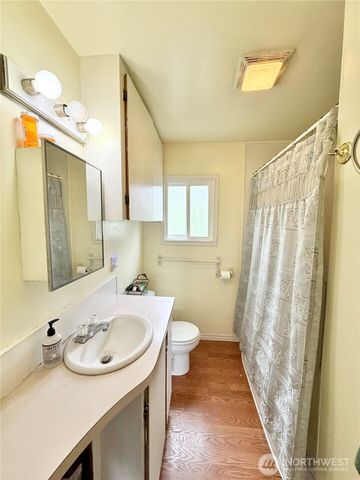 12 Dewberry Avenue W, Omak, WA 98841