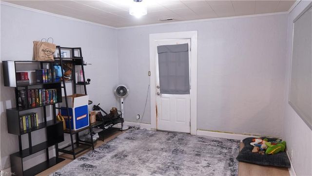 39 Pollux CIR W, Portsmouth, VA 23701