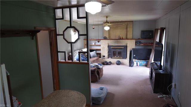 39 Pollux CIR W, Portsmouth, VA 23701