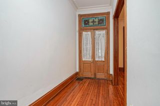 627 N 32ND ST, Philadelphia, PA 19104
