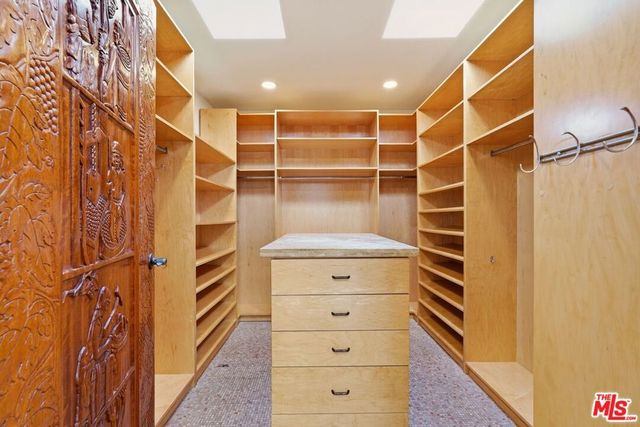 1260 Roscomare Road, Los Angeles, CA 90077