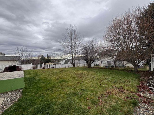 1945 NW Valhalla Dr., Pullman, WA 99163