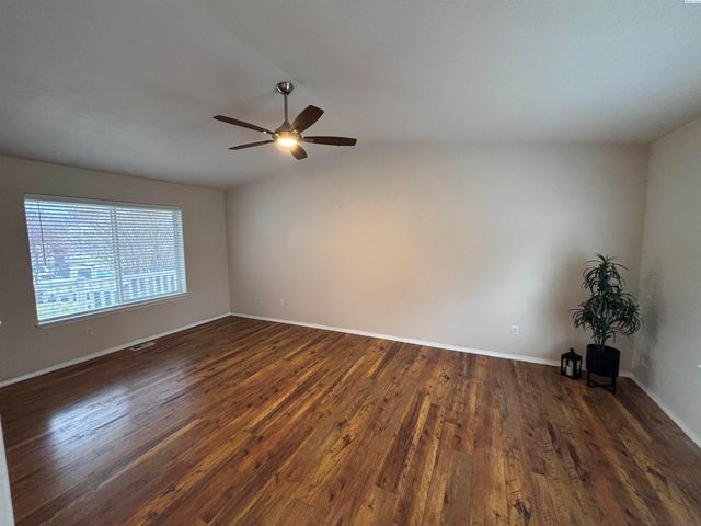 1945 NW Valhalla Dr., Pullman, WA 99163